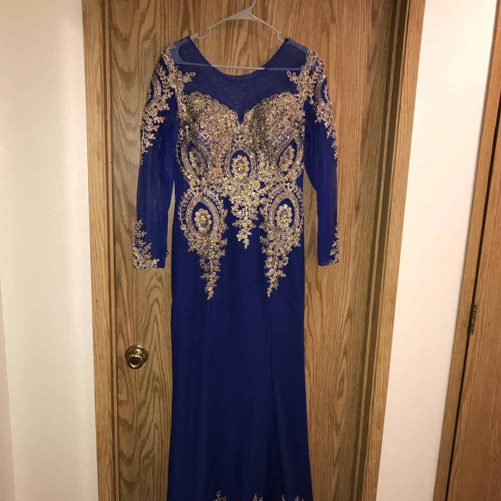 Size 16 Cobalt Blue & Gold Formal w/train